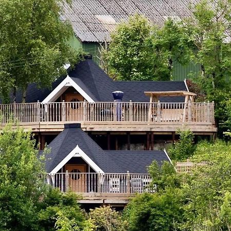 1 - Ein Trysor Cudd - Outdoor Bathtub - Incredible Views Villa Pont Sticill Exterior photo